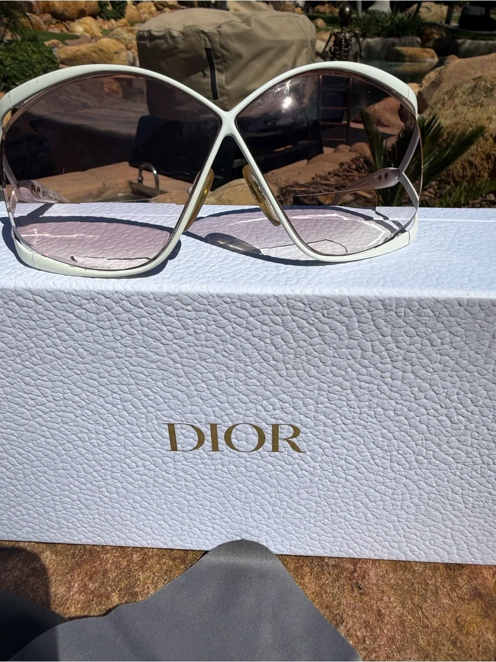 Vintage Dior oversized White Frame reader Sunglasses with Pink Gradient Lenses